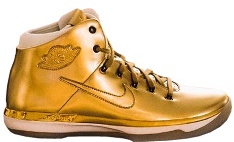 gold shoes nike